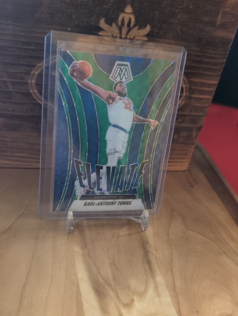 2024-25 Mosaic Karl-Anthony Towns Elevate Prizm Knicks